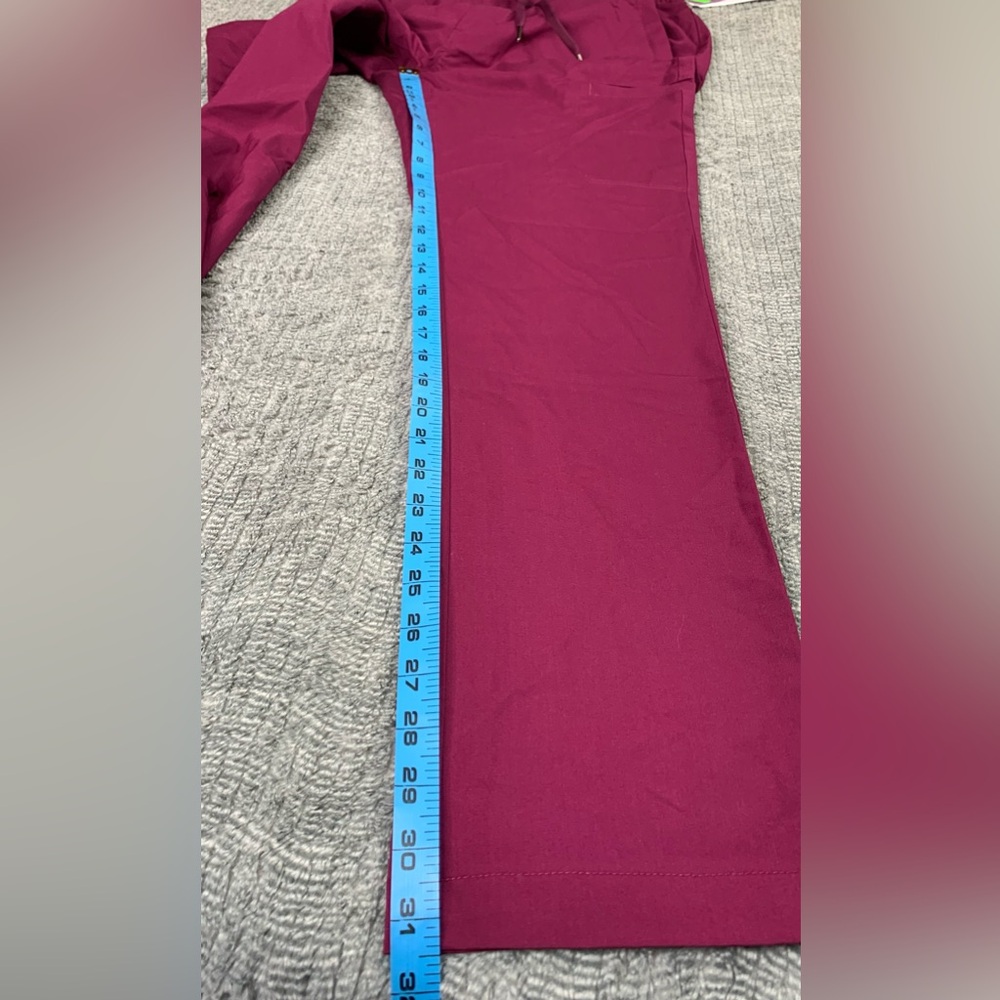 Healing Hands Purple Label For Men
Daniel Utility Wine Scrub Pant MEDIUM NWT - Picture 10 of 13